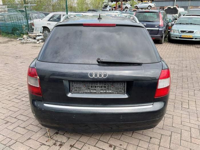 Audi A4 Avant 2.5 TDI 24V Sloopvoertuig (2004, Zwart)