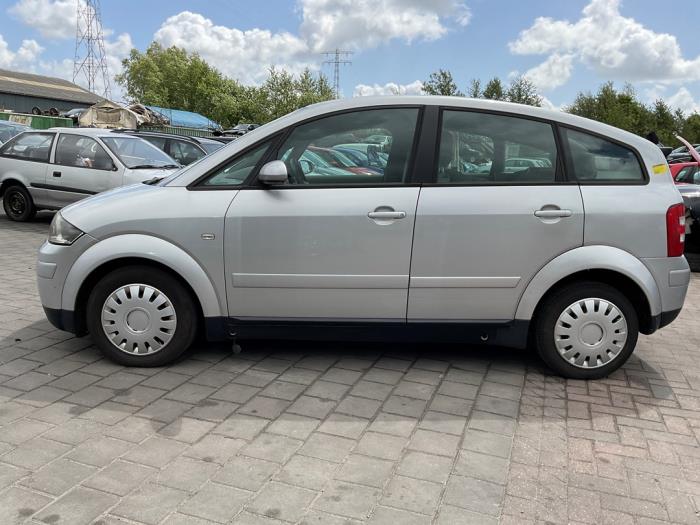 Audi A2 1.2 TDI Sloopvoertuig (2001, Grijs)
