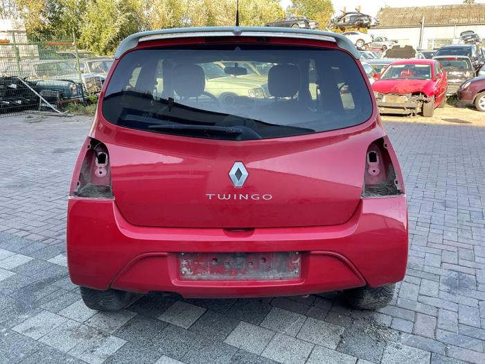 Renault Twingo II 1.2 16V Schadevoertuig (2011, Rood)