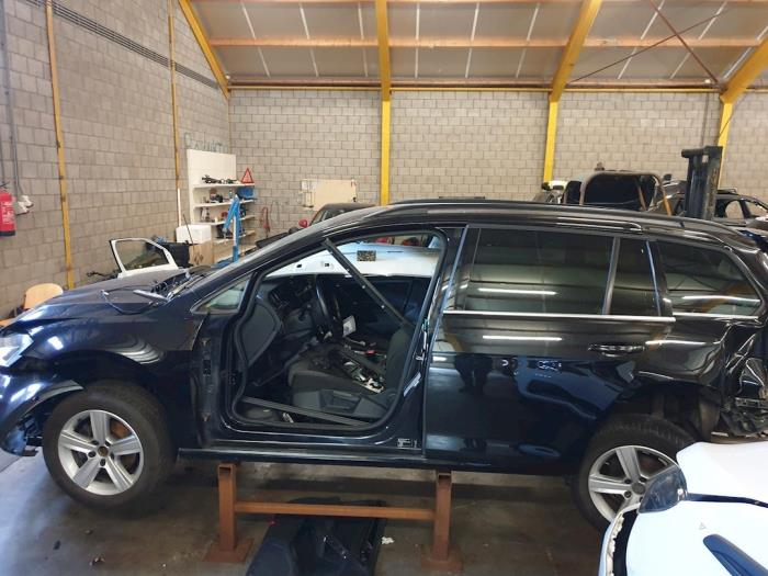 Volkswagen Golf VII Variant 1.6 TDI 4Motion 16V Sloopvoertuig (2016, Zwart)