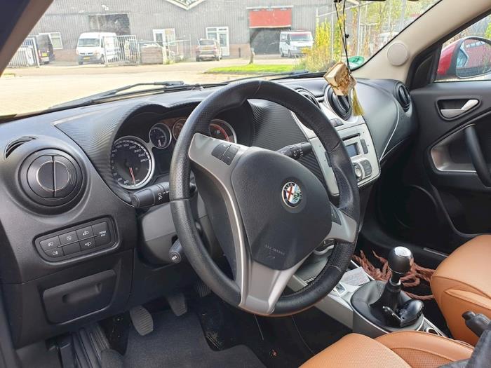 Alfa Romeo MiTo 1.3 JTDm 16V Eco Sloopvoertuig (2011, Rood)