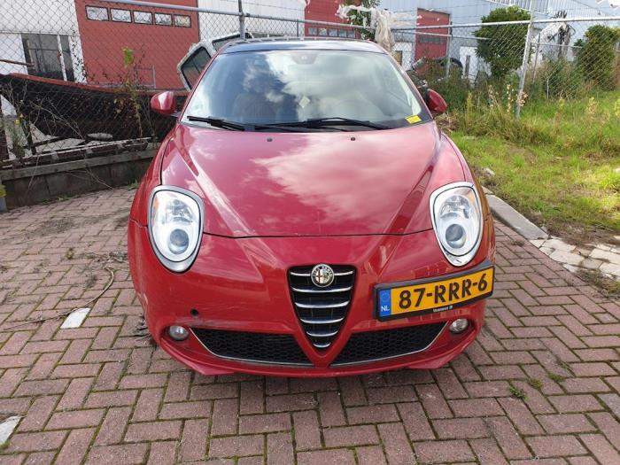 Alfa Romeo MiTo 1.3 JTDm 16V Eco Sloopvoertuig (2011, Rood)