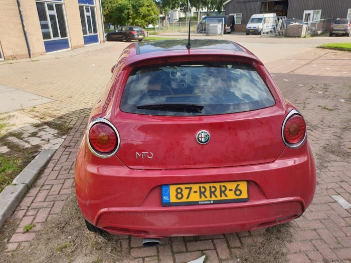 Alfa Romeo MiTo 1.3 JTDm 16V Eco Sloopvoertuig (2011, Rood)