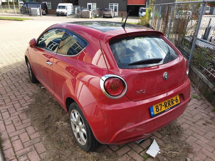 Alfa Romeo MiTo 1.3 JTDm 16V Eco Sloopvoertuig (2011, Rood)
