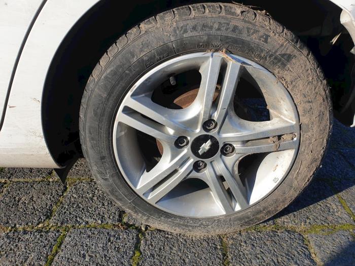 Chevrolet Spark 1.0 16V Bifuel Sloopvoertuig (2011, Wit)