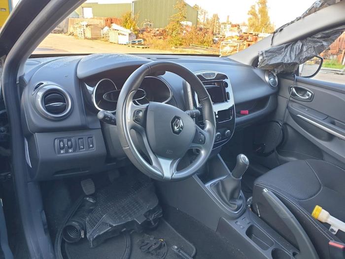 Renault Clio IV Estate/Grandtour 1.5 Energy dCi 90 FAP Sloopvoertuig (2015, Zwart)