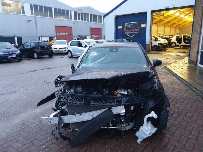 Mercedes A 1.5 A-180d Sloopvoertuig (2018, Zwart)