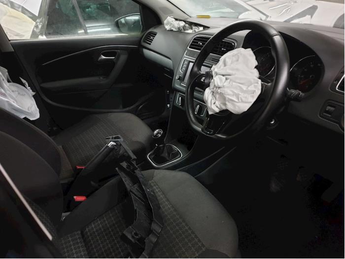 Volkswagen Polo V 1.0 12V BlueMotion Technology Sloopvoertuig (2016, Blauw)