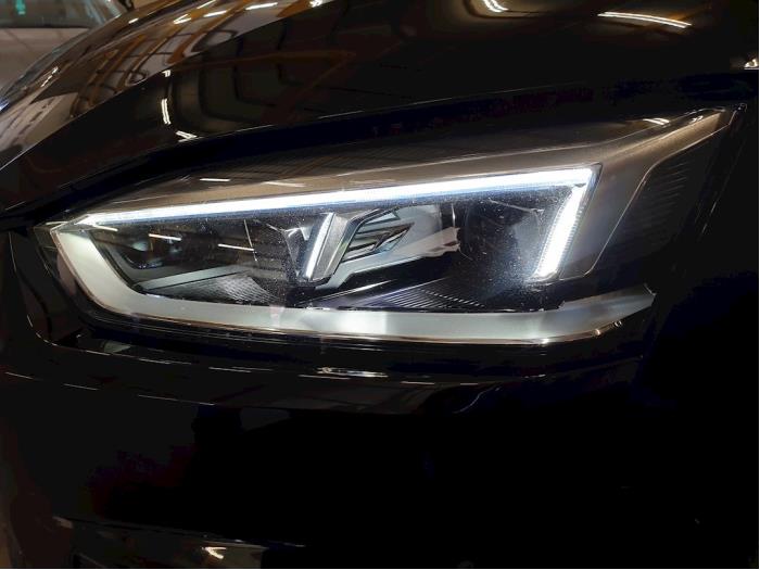 Audi A5 Sportback 2.0 TDI Ultra 16V Sloopvoertuig (2018, Zwart)