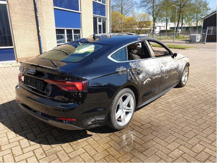 Audi A5 Sportback 2.0 TDI Ultra 16V Sloopvoertuig (2018, Zwart)