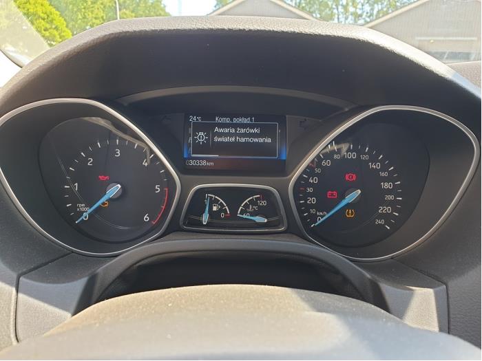 Ford Focus 3 Wagon 1.5 TDCi Sloopvoertuig (2017, Rood)