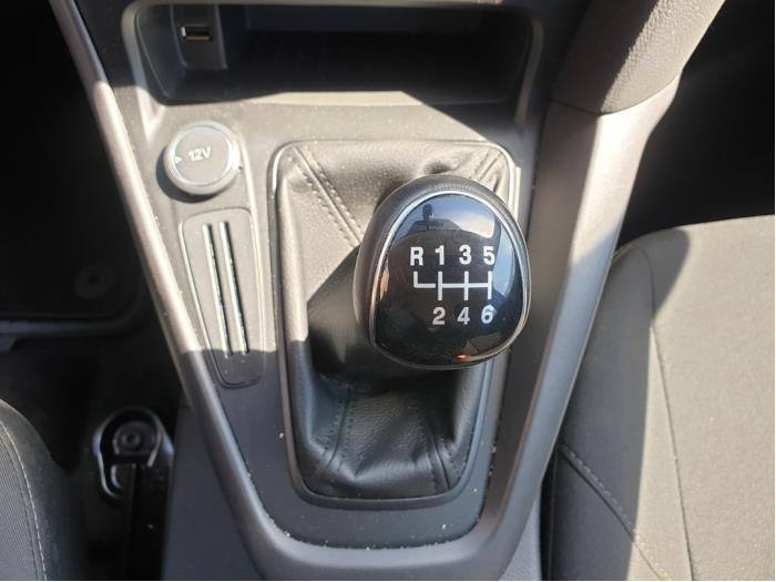 Ford Focus 3 Wagon 1.5 TDCi Sloopvoertuig (2017, Rood)