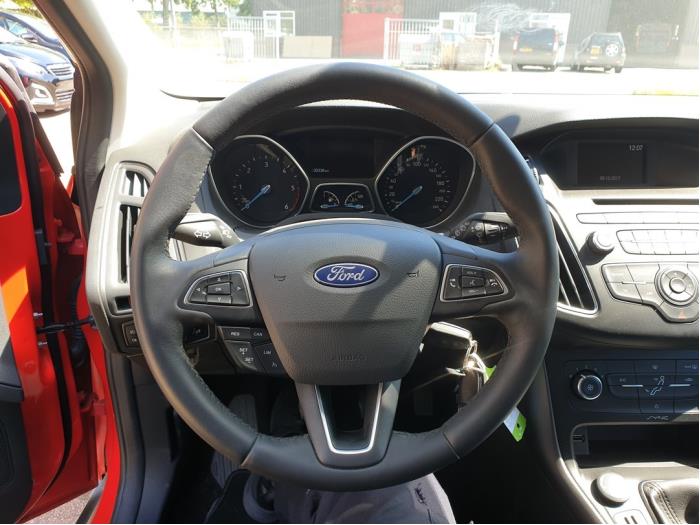 Ford Focus 3 Wagon 1.5 TDCi Sloopvoertuig (2017, Rood)