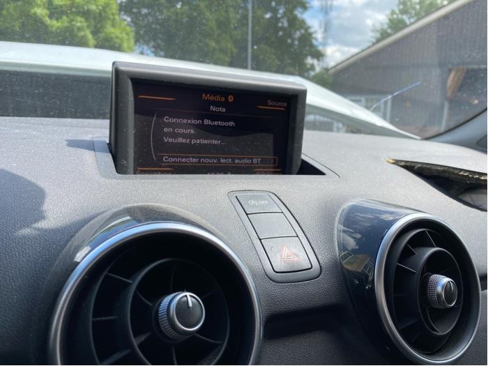 Audi A1 Sportback 1.6 TDI 16V Sloopvoertuig (2013, Wit)