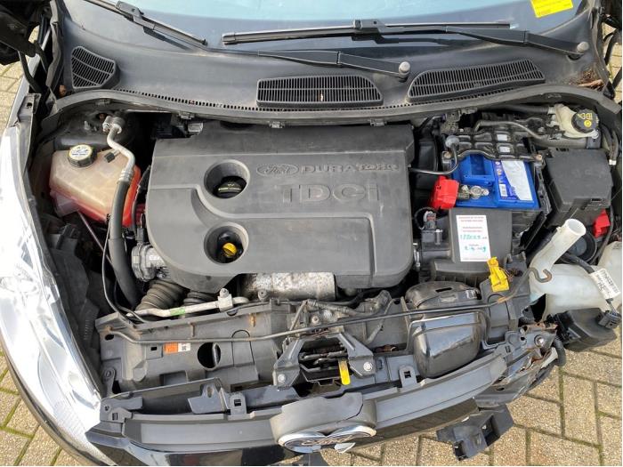 Ford Fiesta 6 1.6 TDCi 16V 95 Sloopvoertuig (2011, Zwart)