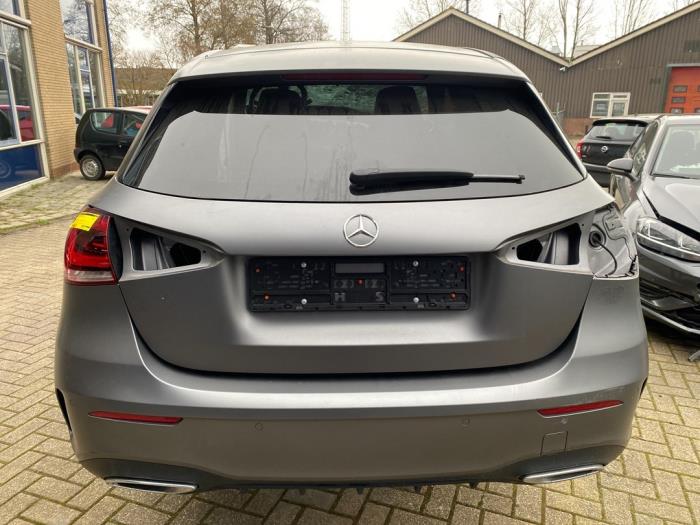 Mercedes A 1.3 A-180 Turbo 16V Sloopvoertuig (2019, Grijs)