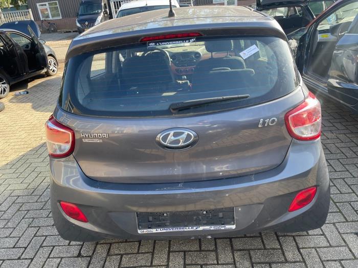 Hyundai i10 1.0 12V Sloopvoertuig (2016, Grijs)