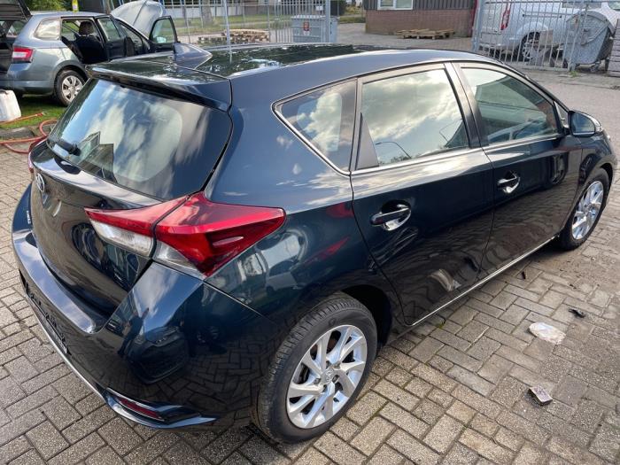 Toyota Auris 1.2 T 16V Sloopvoertuig (2018, Titanium)