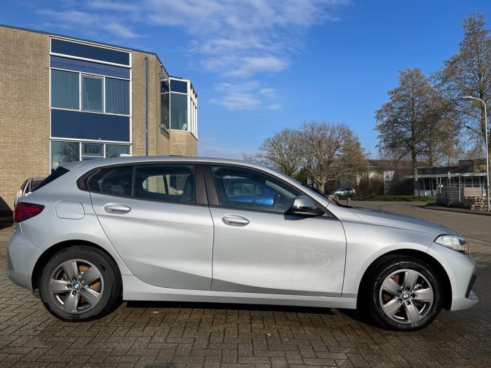 BMW 1 serie 118i 1.5 TwinPower 12V Sloopvoertuig (2020, Grijs)