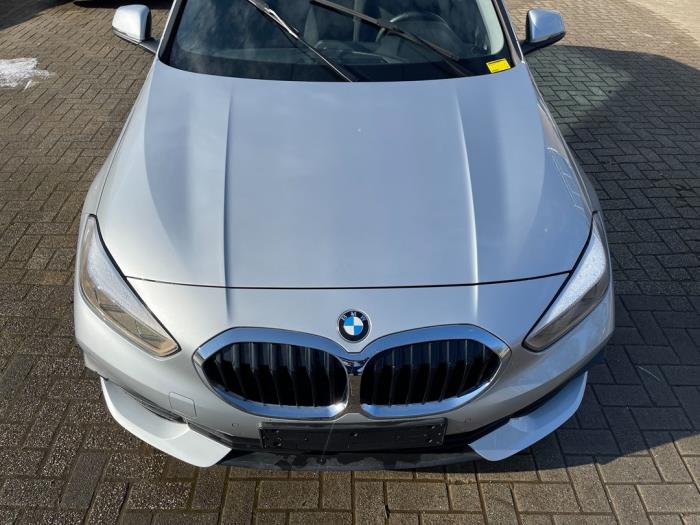 BMW 1 serie 118i 1.5 TwinPower 12V Sloopvoertuig (2020, Grijs)