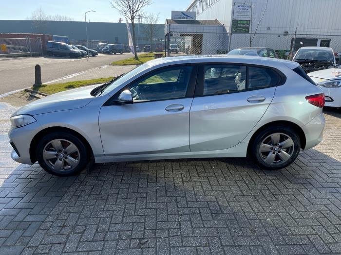 BMW 1 serie 118i 1.5 TwinPower 12V Sloopvoertuig (2020, Grijs)