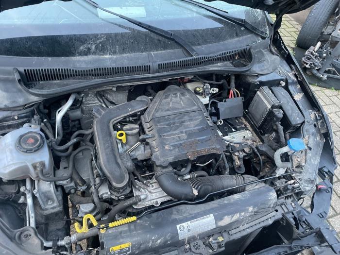 Volkswagen Polo VI 1.0 TSI 12V Sloopvoertuig (2018, Zwart)