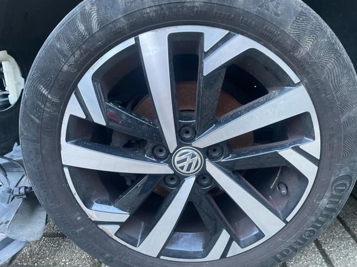 Volkswagen Polo VI 1.0 TSI 12V Sloopvoertuig (2018, Zwart)