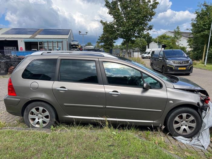 Peugeot 307 SW 1.6 16V Sloopvoertuig (2006, Grijs)