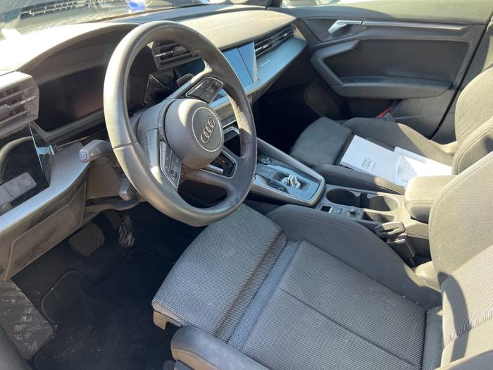 Audi A3 Sportback 1.4 45 TFSIe 16V Sloopvoertuig (2021, Zwart)