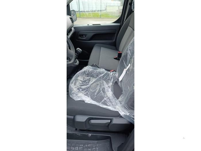 Peugeot Expert 2.0 Blue HDi 150 16V Sloopvoertuig (2021, Grijs)