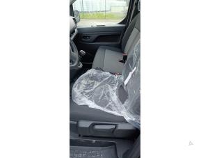 Peugeot Expert 2.0 Blue HDi 150 16V Sloopvoertuig (2021, Grijs)
