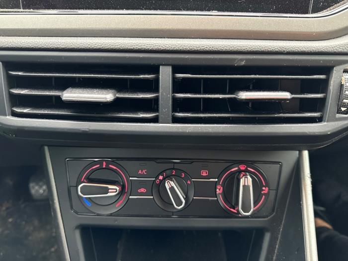 Volkswagen Polo VI 1.0 TSI 12V Sloopvoertuig (2018, Grijs)