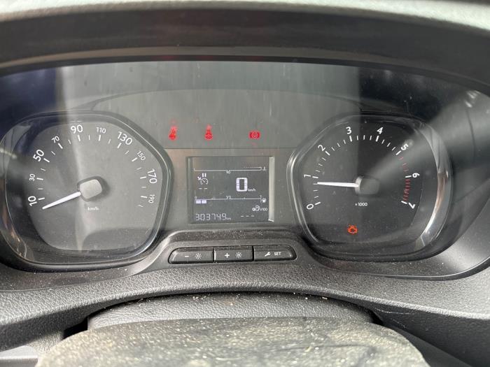 Peugeot Expert 1.6 Blue HDi 95 16V Sloopvoertuig (2019, Wit)