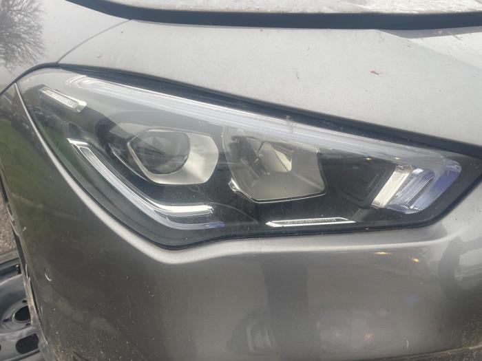 Mercedes CLA Shooting Brake 1.3 CLA-250 e Turbo 16V Sloopvoertuig (2023, Grijs)