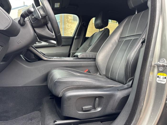 Landrover Range Rover Velar 2.0 D180 AWD Sloopvoertuig (2018, Grijs)