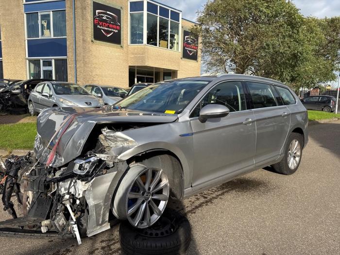 Volkswagen Passat Variant 1.4 GTE 16V Sloopvoertuig (2016, Grijs)