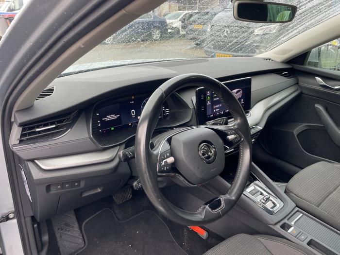 Skoda Octavia Combi 1.0 TSI e-TEC 12V Sloopvoertuig (2021, Grijs)