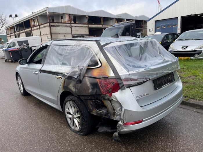 Skoda Octavia Combi 1.0 TSI e-TEC 12V Sloopvoertuig (2021, Grijs)