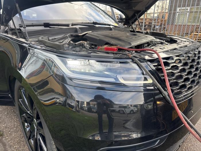 Landrover Range Rover Velar 2.0 D240 AWD Sloopvoertuig (2019)