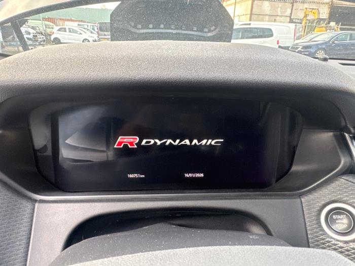 Landrover Range Rover Velar 2.0 D240 AWD Sloopvoertuig (2019)