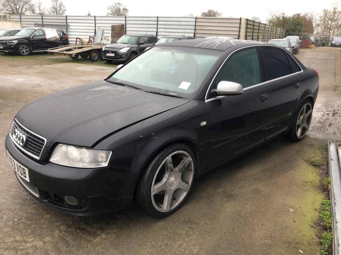 Audi A4 (B6) 3.0 V6 30V (sloop, bouwjaar 2004, kleur Zwart) Onderdelenlijn.nl