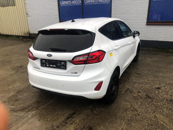 Ford Fiesta 7 1.0 EcoBoost Active 12V Hybrid 125 Sloopvoertuig (2022, Wit)