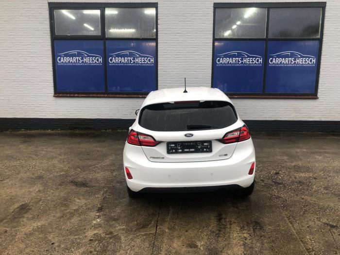 Ford Fiesta 7 1.0 EcoBoost Active 12V Hybrid 125 Sloopvoertuig (2022, Wit)
