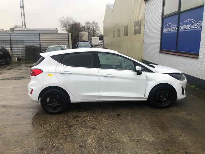 Ford Fiesta 7 1.0 EcoBoost Active 12V Hybrid 125 Sloopvoertuig (2022, Wit)