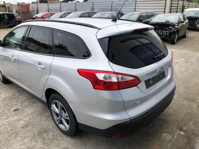 Ford Focus 3 Wagon 1.0 Ti-VCT EcoBoost 12V 125 Sloopvoertuig (2013, Grijs)