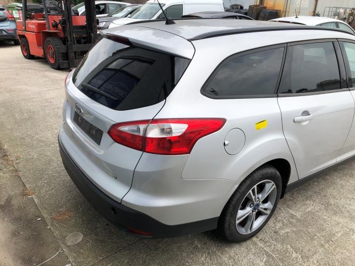 Ford Focus 3 Wagon 1.0 Ti-VCT EcoBoost 12V 125 Sloopvoertuig (2013, Grijs)