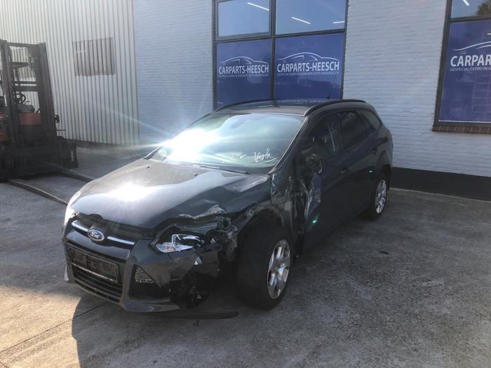 Ford Focus 3 Wagon 1.0 Ti-VCT EcoBoost 12V 125 Sloopvoertuig (2013, MIDNIGHT SKY)