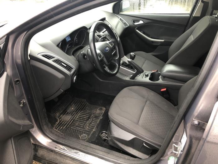 Ford Focus 3 1.6 EcoBoost 16V Sloopvoertuig (2014, LUNAR SKY)