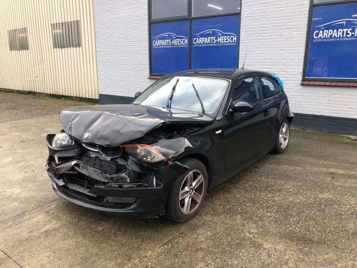 BMW 1 serie 118i 16V Sloopvoertuig (2009, Zwart)