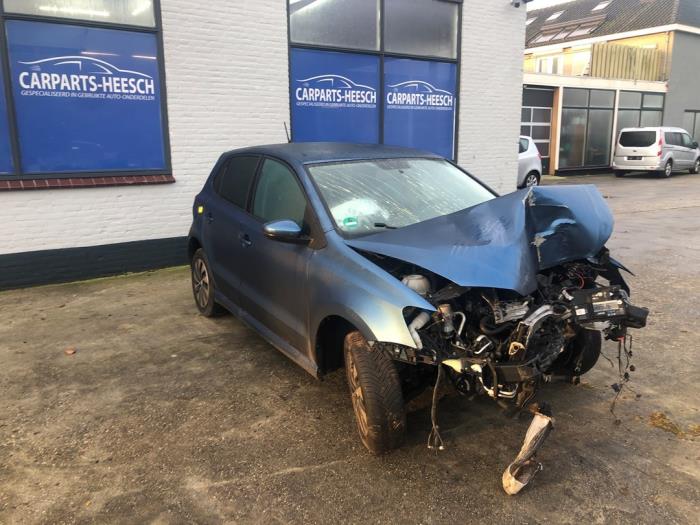 Volkswagen Polo V 1.0 TSI 12V BlueMotion Sloopvoertuig (2016, Blauw)